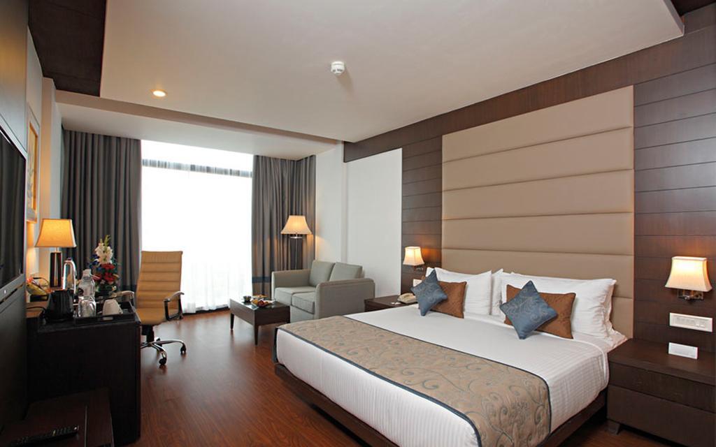 Hotel Vijai Paradise Coimbatore Dış mekan fotoğraf